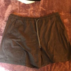 Athleta Marin 5” Board Shoet. Size Medium. NEVER WORN